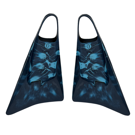 Aletas Bodyboard Vulcan V1 Infused Black/Blue, para maniobras y rendimiento en olas atlánticas, cantábrico, Mediterráneo y Canarias, diseño asimétrico de alta durabilidad para todos los riders