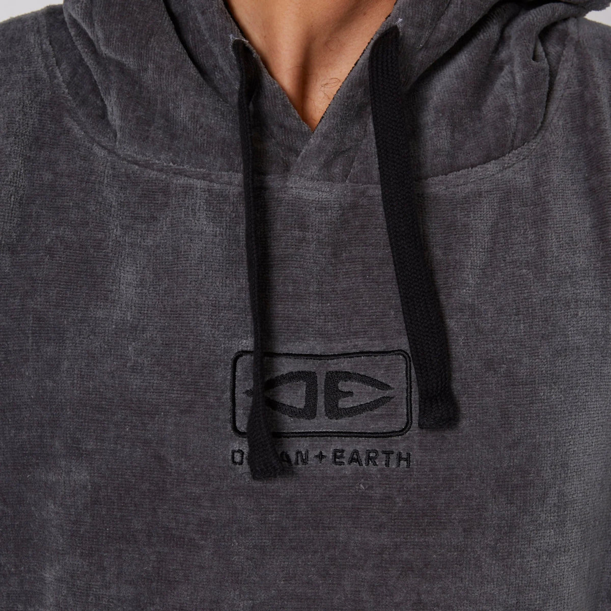 Poncho hombre O+E Daybreak Charcoal